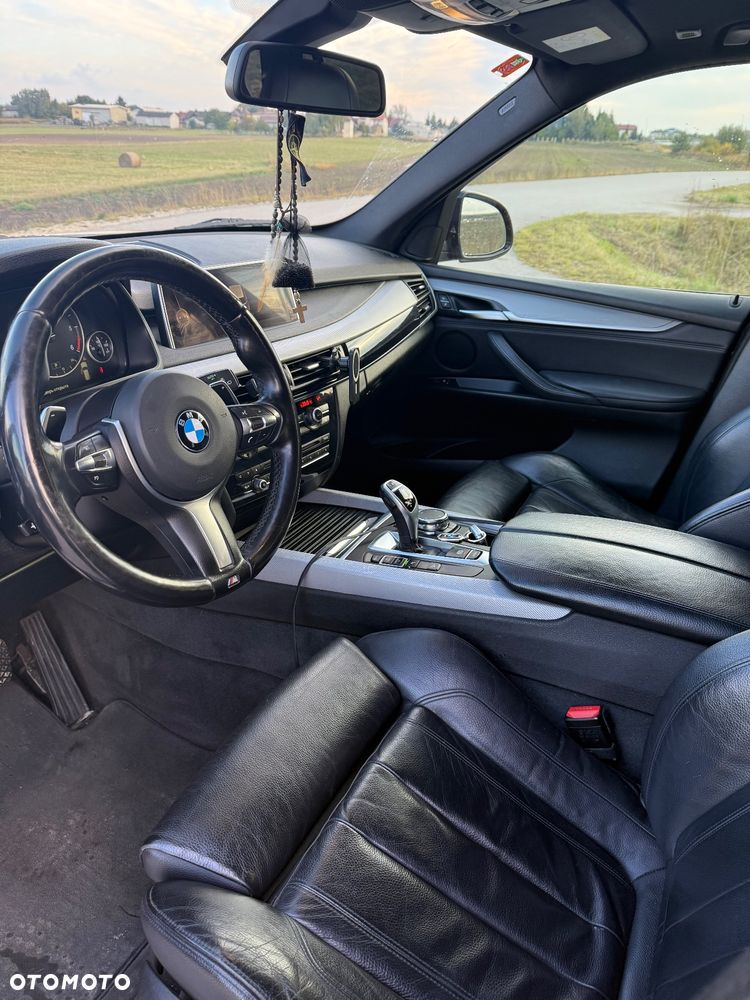 BMW X5 xDrive30d - 14