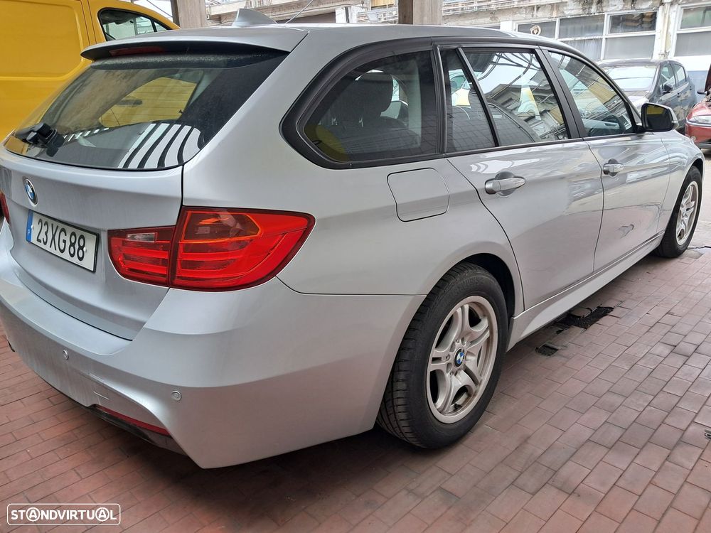 BMW 318 d - 16