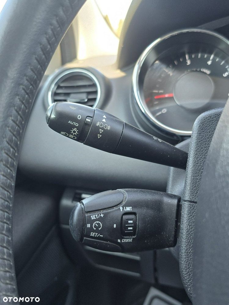 Peugeot 3008 - 36