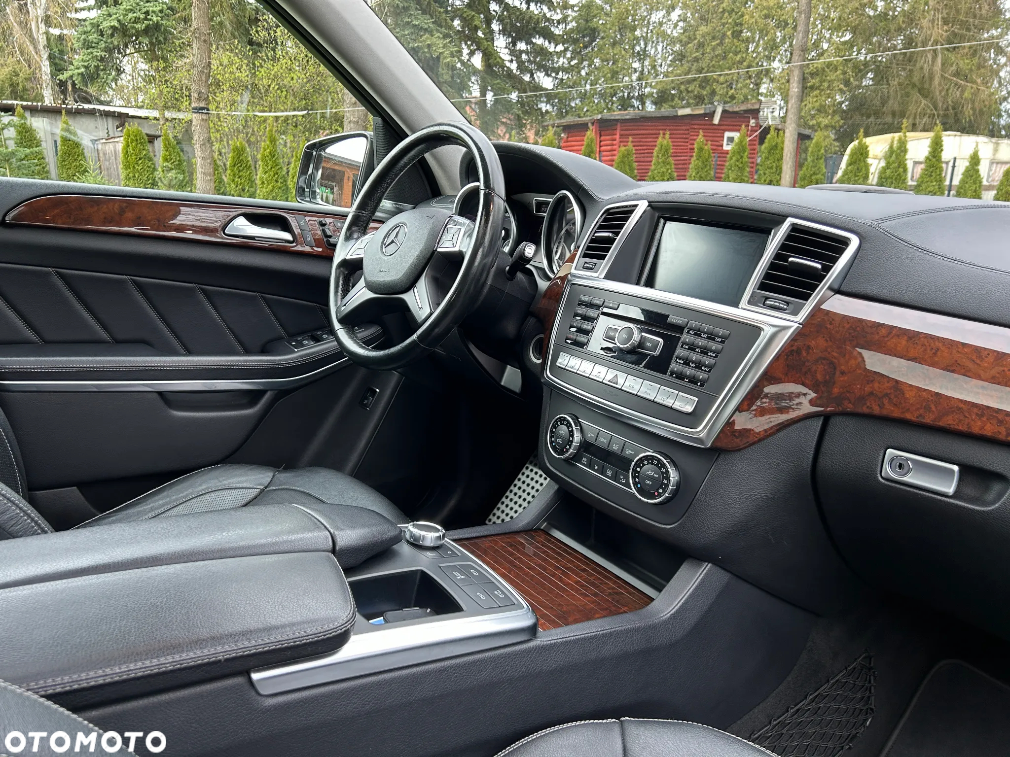 Mercedes-Benz GL 350 BlueTec 4-Matic - 9