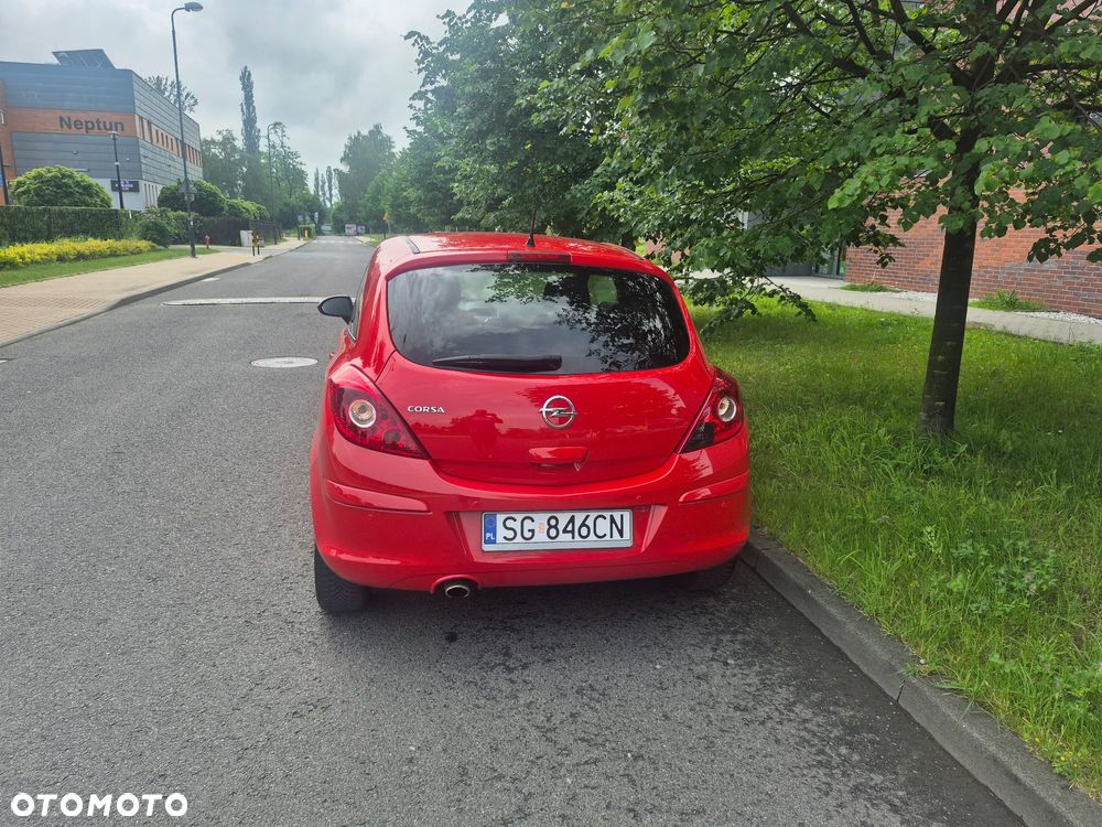 Opel Corsa 1.4 16V Active - 12