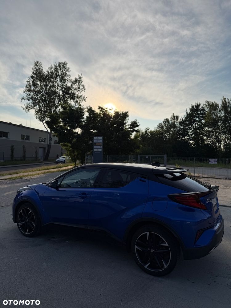 Toyota C-HR+ - 4