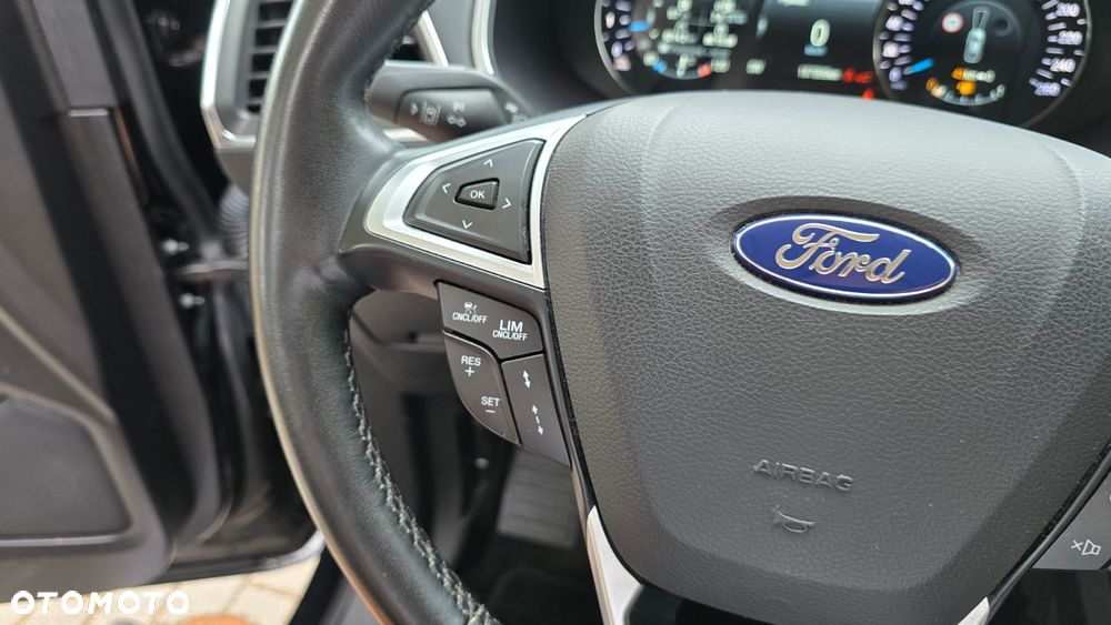 Ford Galaxy 2.0 EcoBlue Titanium - 23