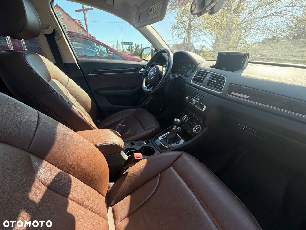 Audi Q3 - 18