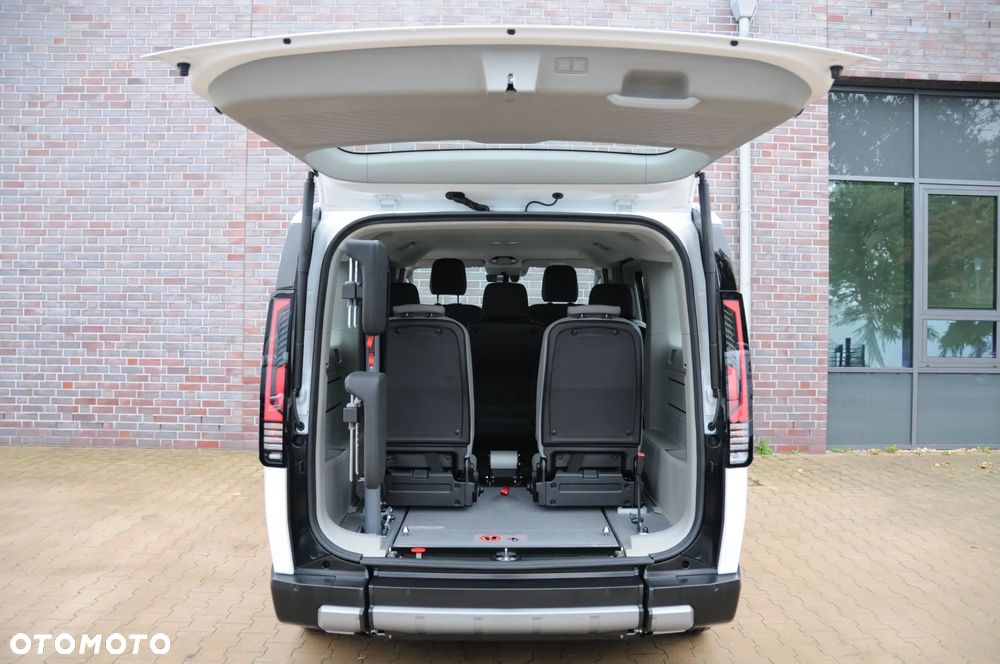 Kia PV5 - 18