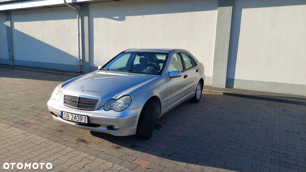 Mercedes-Benz Klasa C 180 Classic - 2