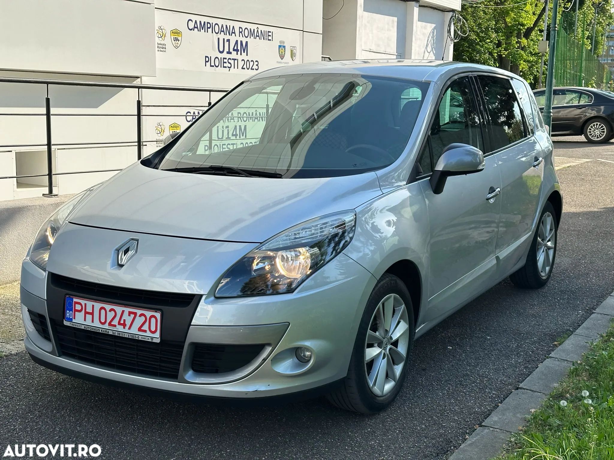 Renault Scenic TCe 130 Dynamique - 1