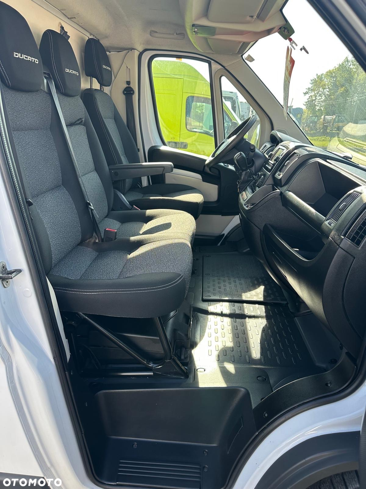 Fiat DUCATO 3,0 180KM AUTOMAT KONTENER IZOTERMA - 11