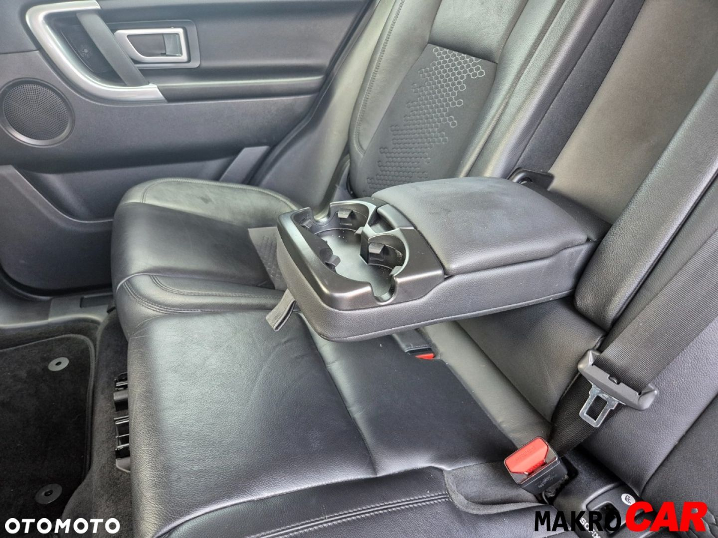 Land Rover Discovery Sport - 17