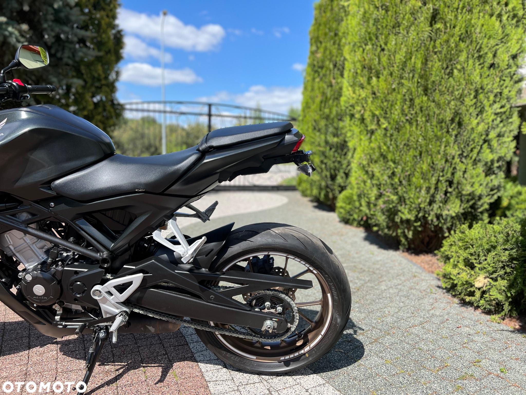 Honda CB - 22