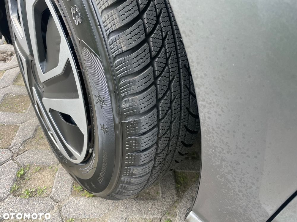 Volkswagen Polo - 9