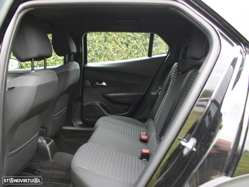 Peugeot 2008 1.2 PureTech Active - 13