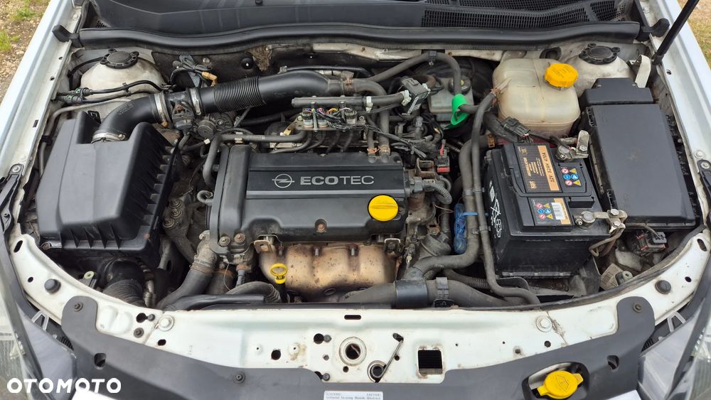 Opel Astra 1.4 111 - 6