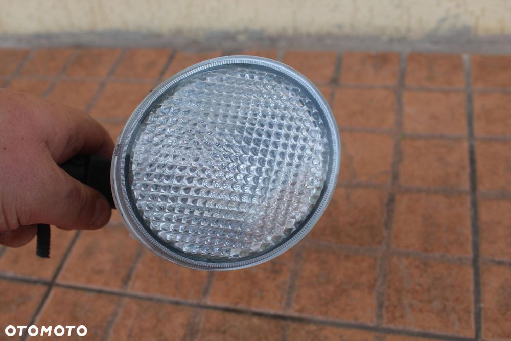 LAMPA W ZDERZAK TYŁ PRAWA VW NEW BEETLE 1C0941072 - 3