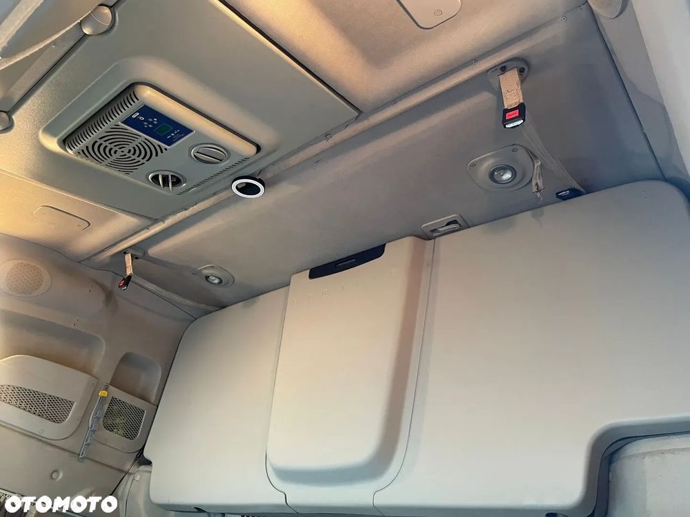 Iveco Stralis 460 - 11