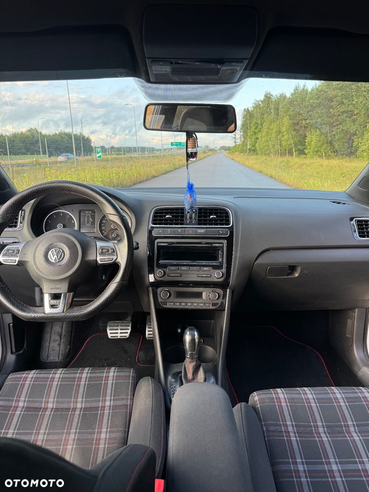 Volkswagen Polo 1.4 TSI GTI DSG - 12