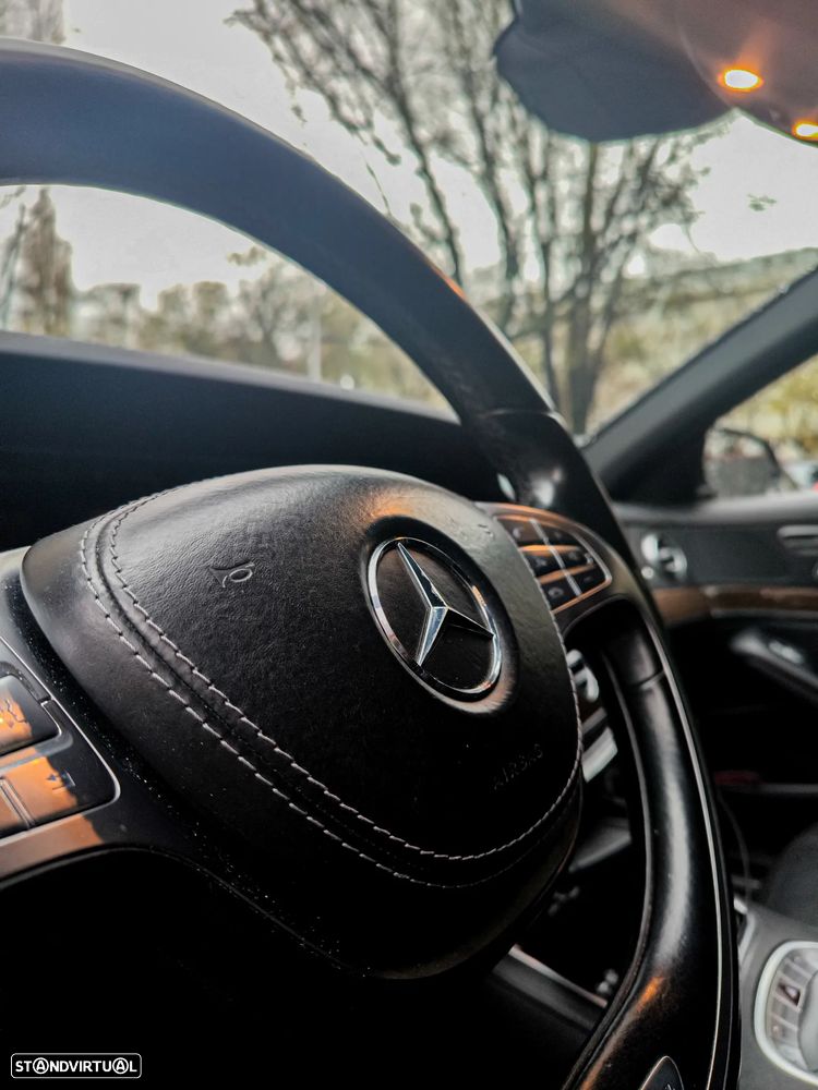 Mercedes-Benz S 300 h - 12