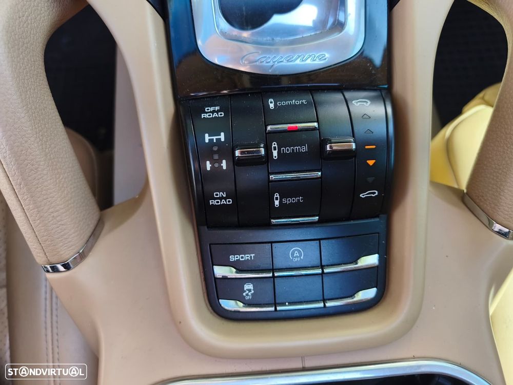 Porsche Cayenne Platinum Edition - 26