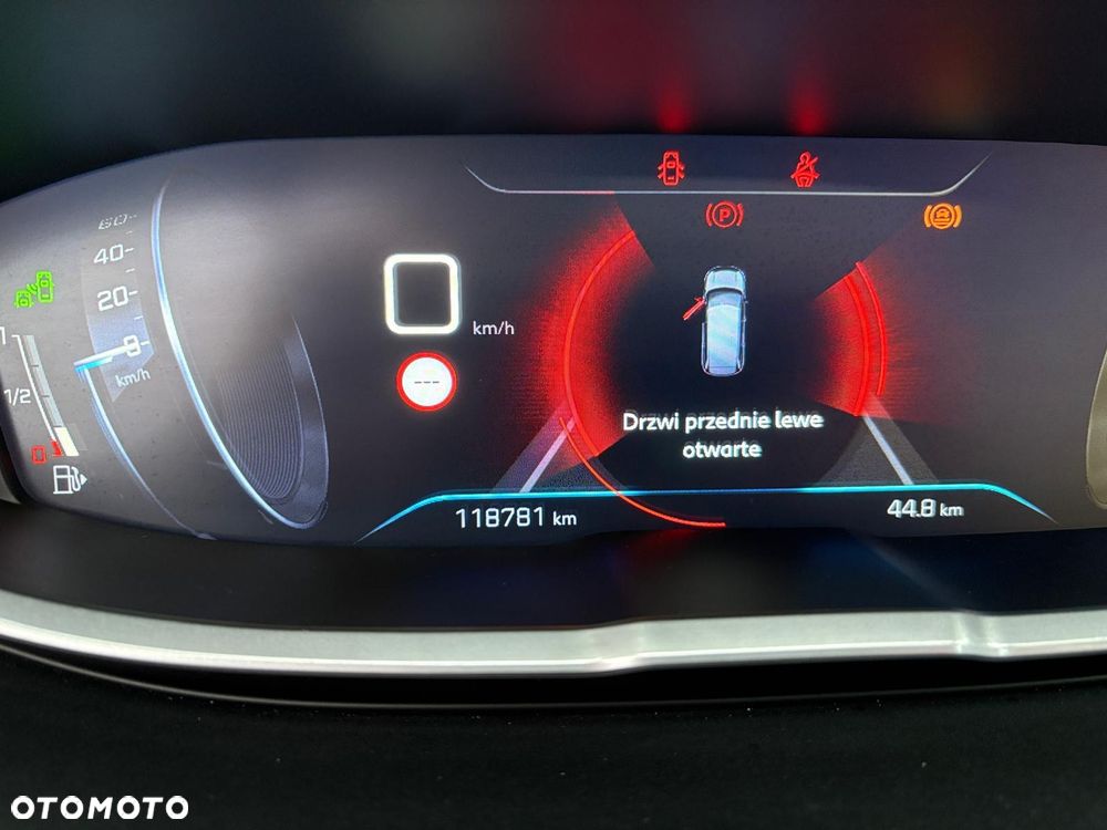 Peugeot 5008 PureTech 130 Stop & Start Access - 22
