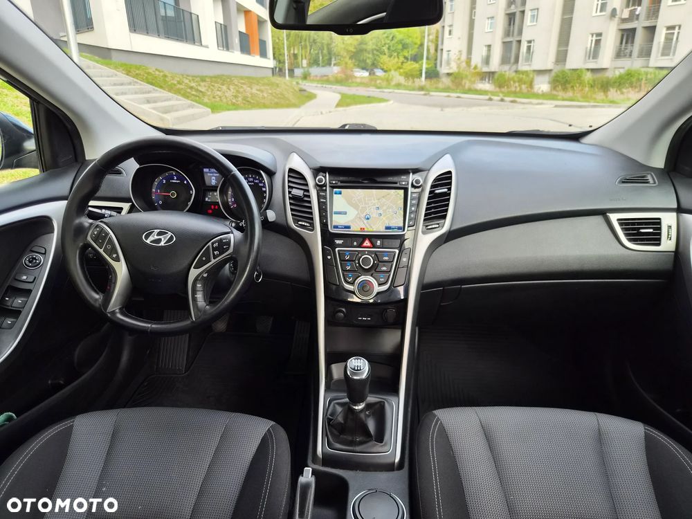 Hyundai i30 - 35