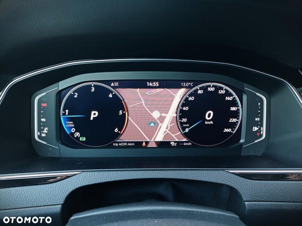 Volkswagen Passat - 26