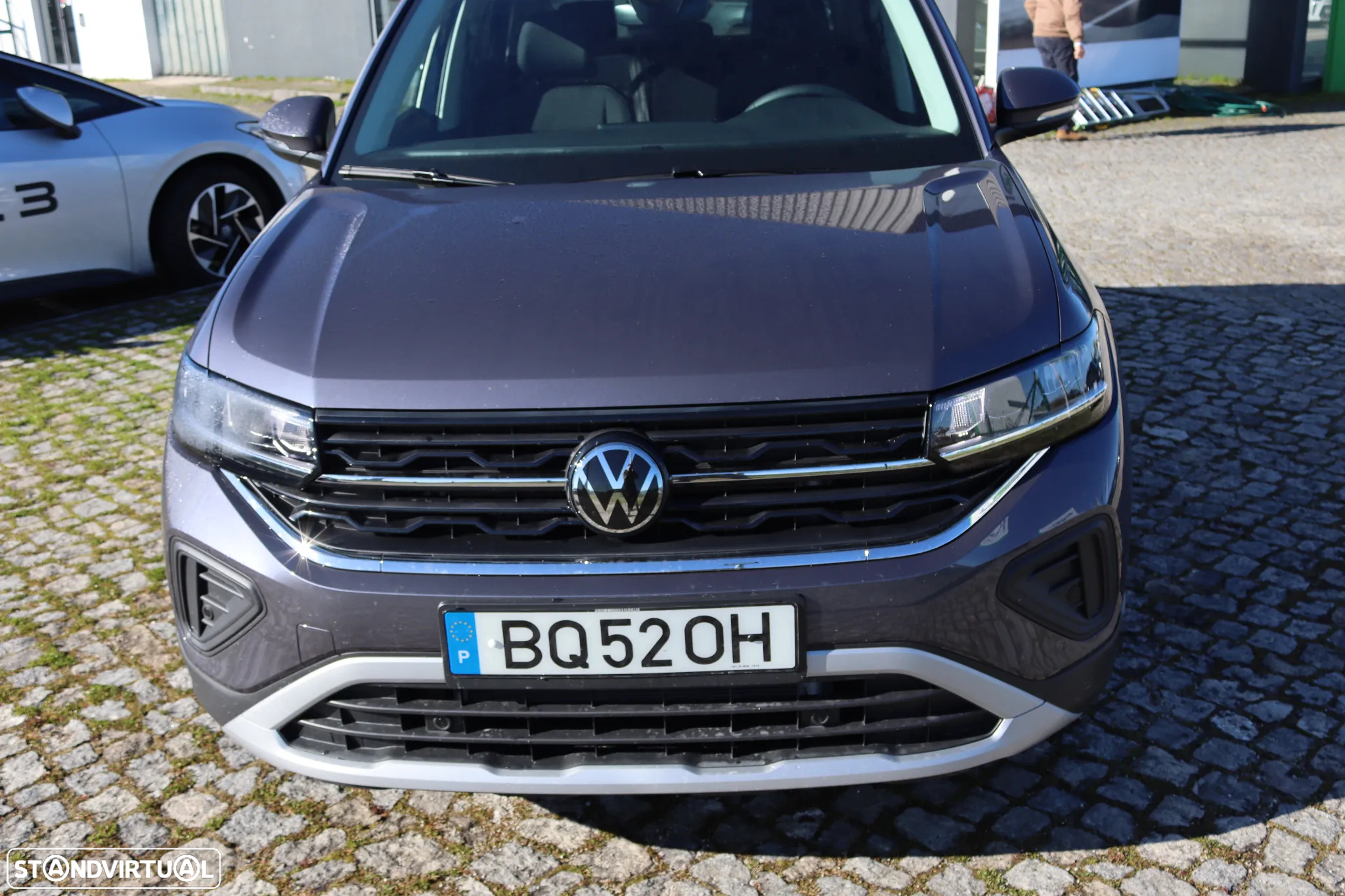 VW T-Cross 1.0 TSI Urban - 2