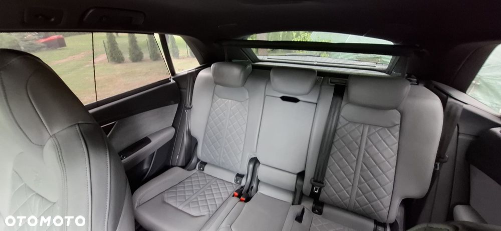 Audi Q8 50 TDI mHEV Quattro Tiptronic - 23