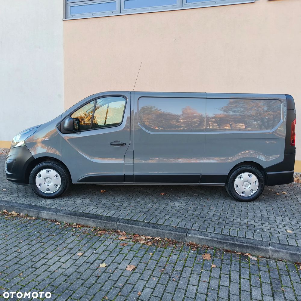 Opel vivaro - 10