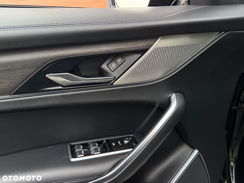 Jaguar F-Pace D200 AWD R-Dynamic SE - 18