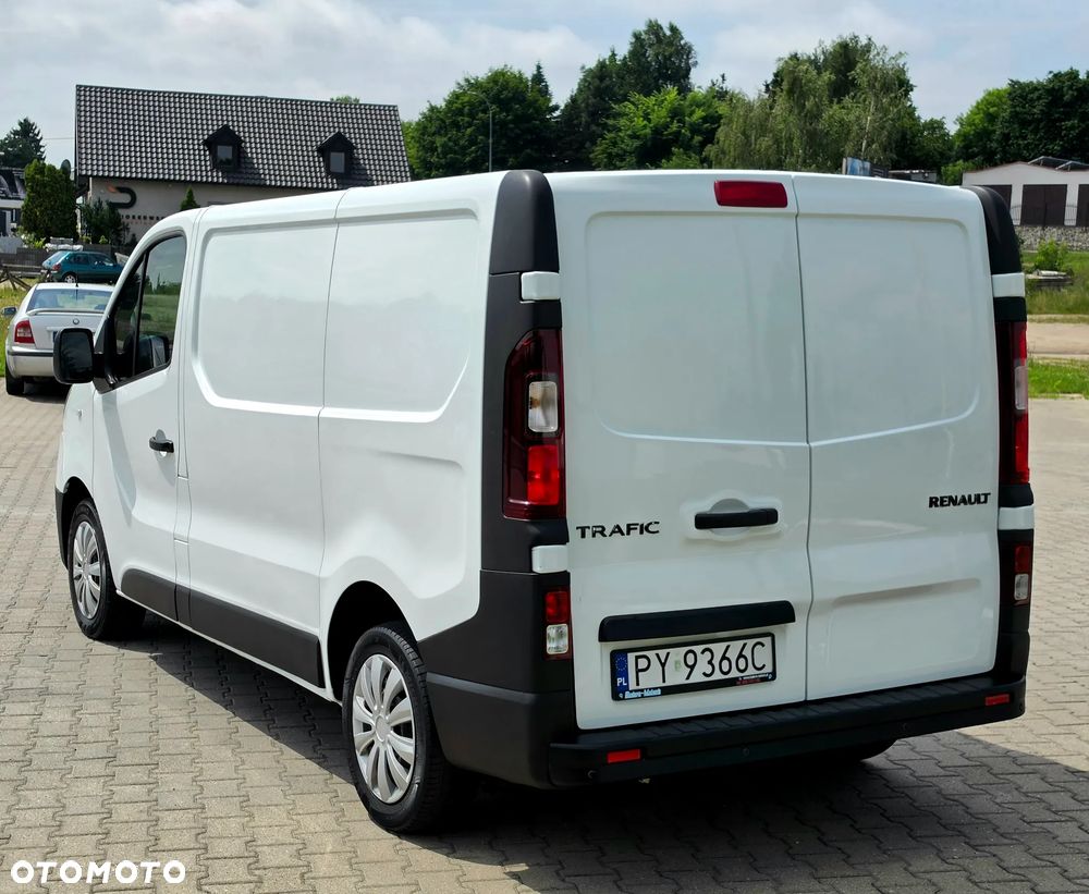 Renault Trafic - 19