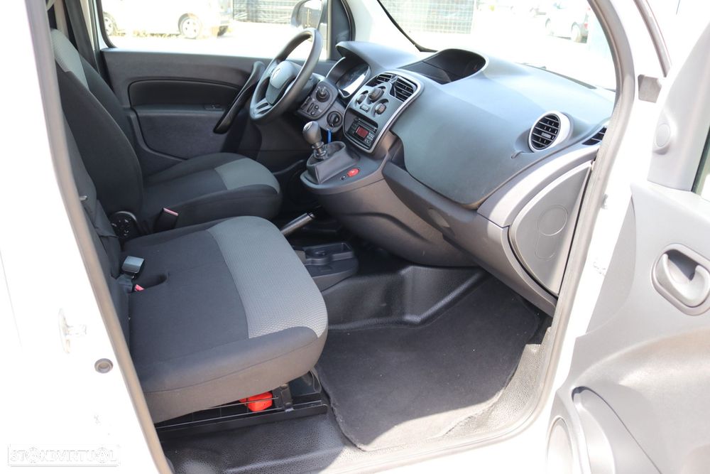 Renault Kangoo 3 Lugares C/Iva Incluído - 17