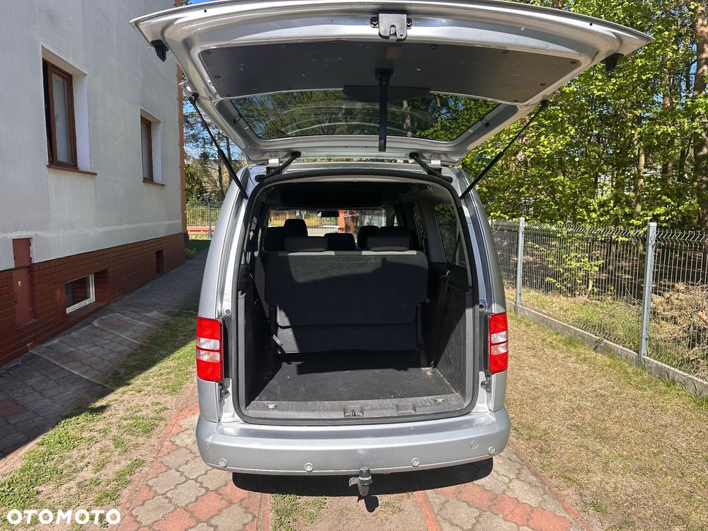 Volkswagen Caddy Maxi Highline BMT - 21