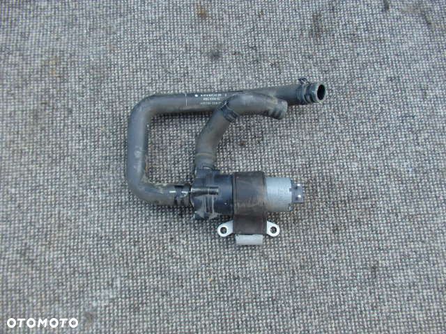 MB MERCEDES-BENZ A C E G V VANEO VITO SLK W168 W202 W210 W414 W638 POMPA WODY A0018351364 RAF-AUTO - 1