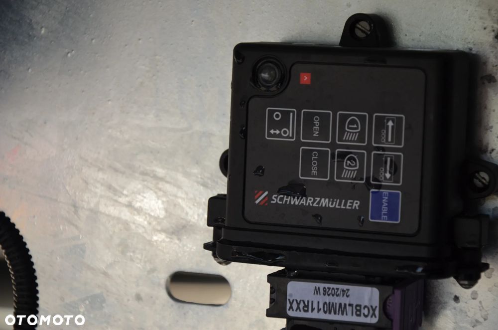 Schwarzmuller PERFORMANCE / NOWA RUCHOMA PODŁOGA / WALKING FLOOR / OŚ POD. / 8mm / ODBIÓR Z POLSKI ! - 8