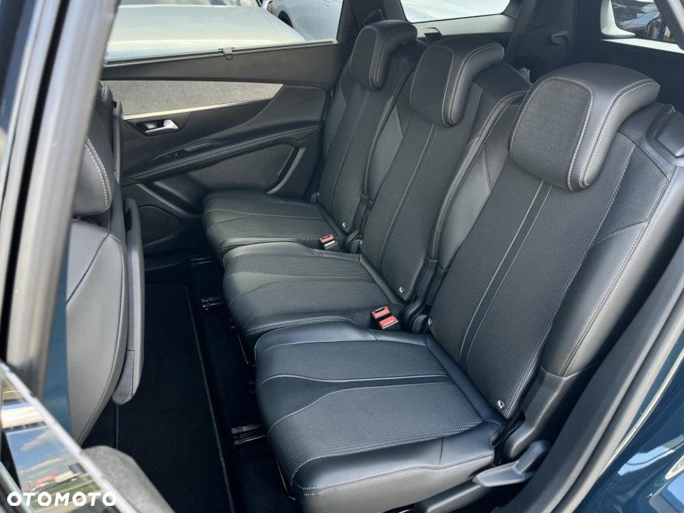 Peugeot 5008 - 16