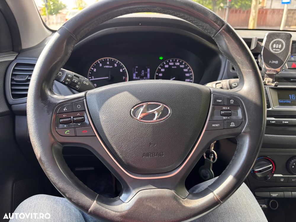 Hyundai i20 - 16