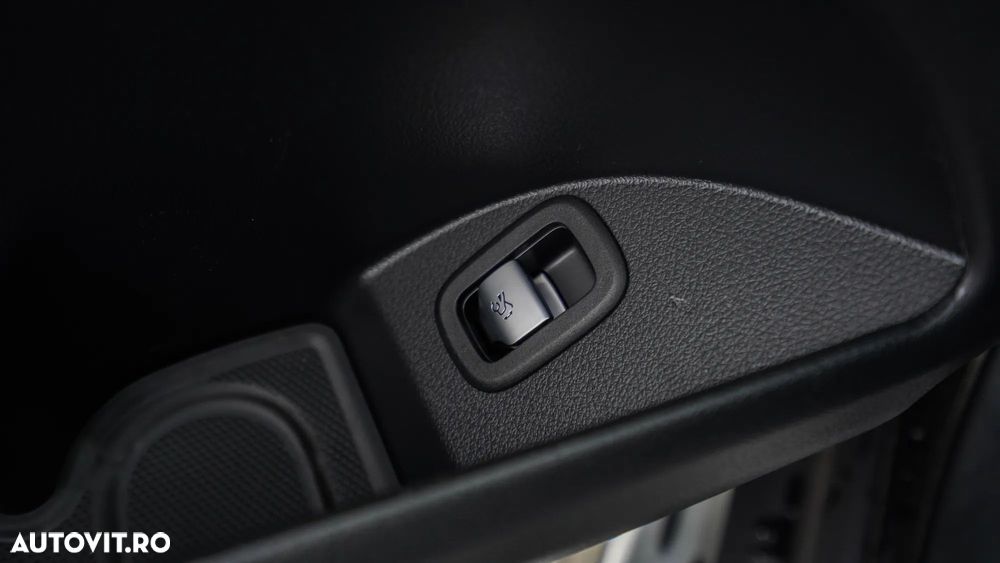 Mercedes-Benz GLC - 18