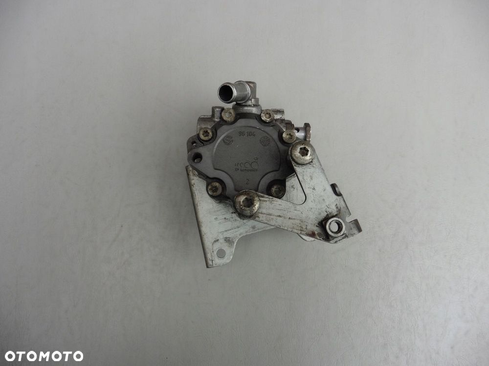 Pompa wspomagania 6760958 BMW 5 E60 E61 520i 525i - 2