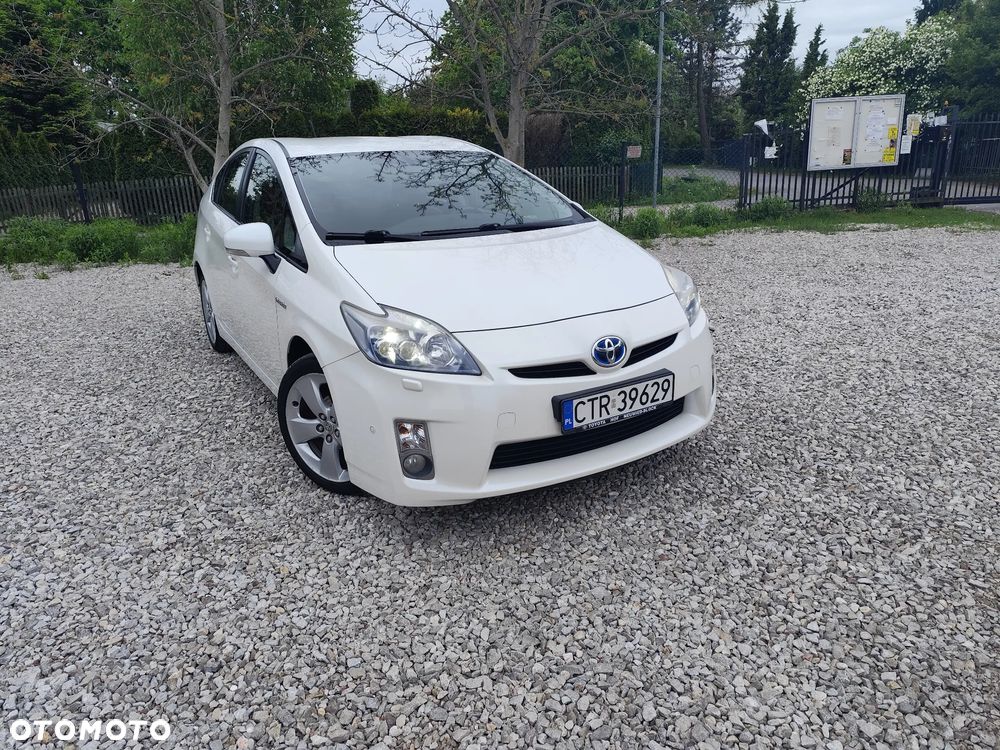 Toyota Prius 1.8 HSD Prestige - 7