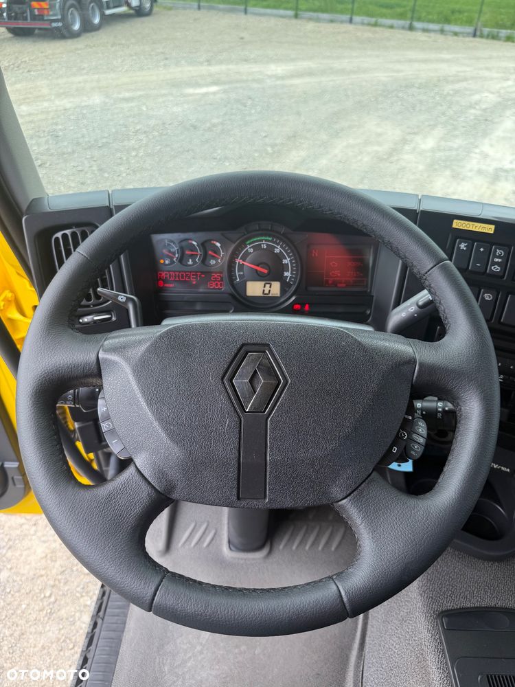 Renault C 320 SKRZYNIA 7.40m HDS FASSI F120B.1.22 + PILOT / 4x2 / STAN BDB - 29