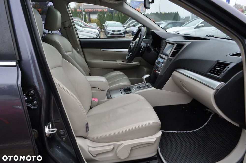 Subaru Outback 2.5i Comfort Navi AT - 31