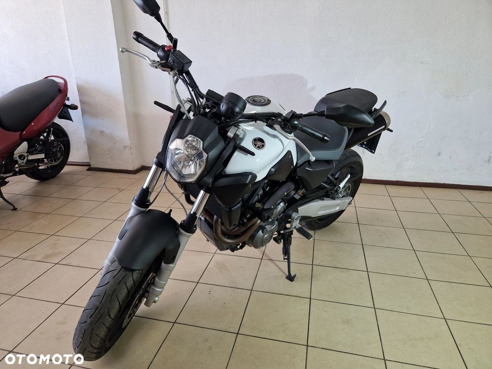 Yamaha MT - 10