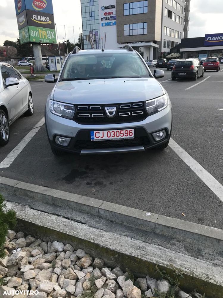Dacia Sandero Stepway ECO-G 100 MT6 Essential - 1