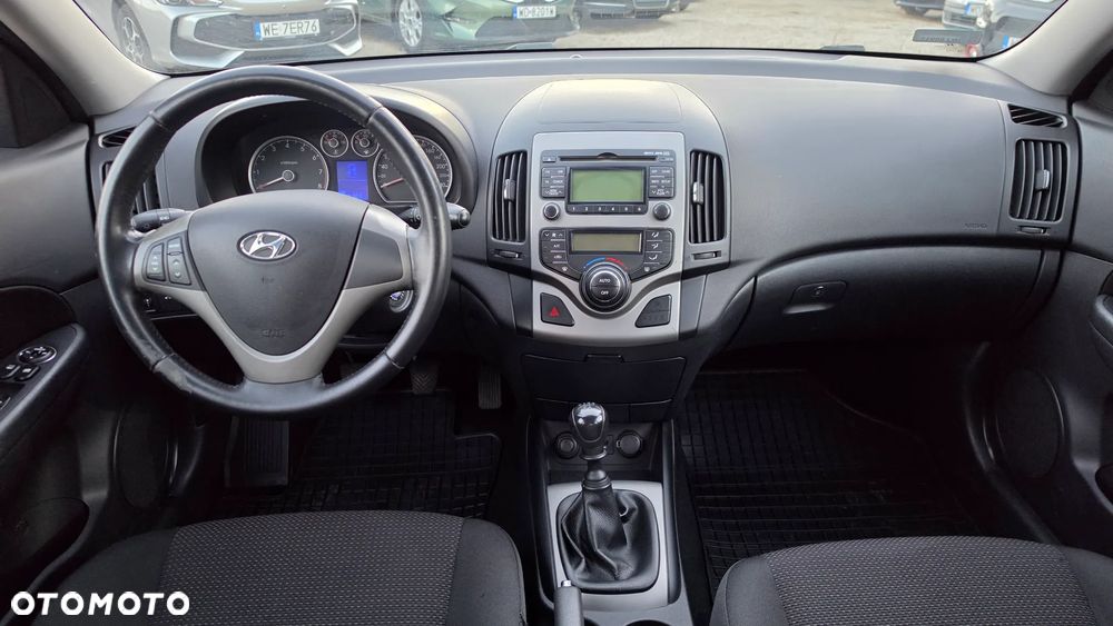 Hyundai i30 1.4 Comfort EU5 - 7