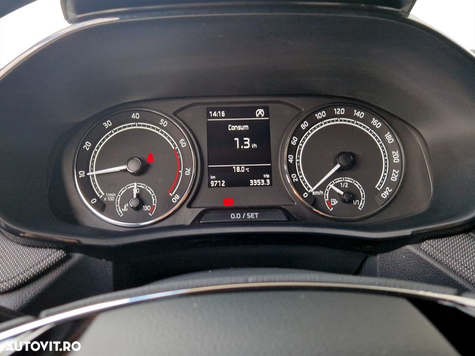 Skoda Fabia 1.0 MPI 80 CP Ambition - 19