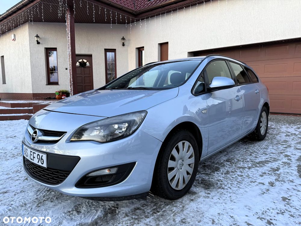 Opel Astra 1.6 CDTI Enjoy - 1