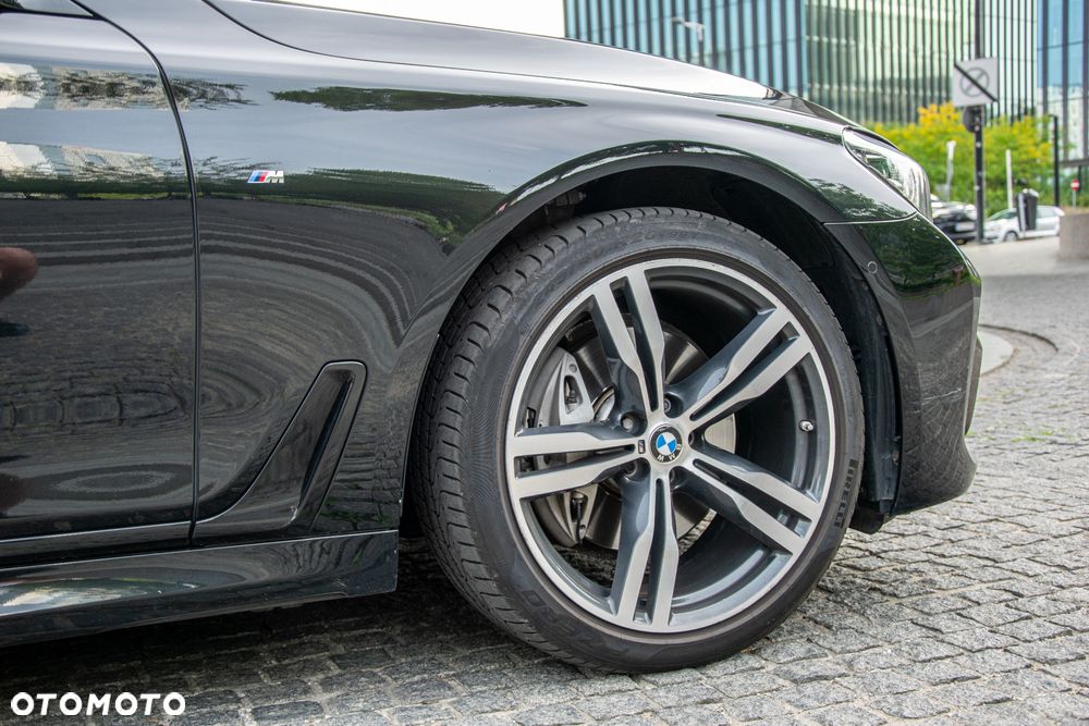 BMW Seria 7 740d xDrive - 5