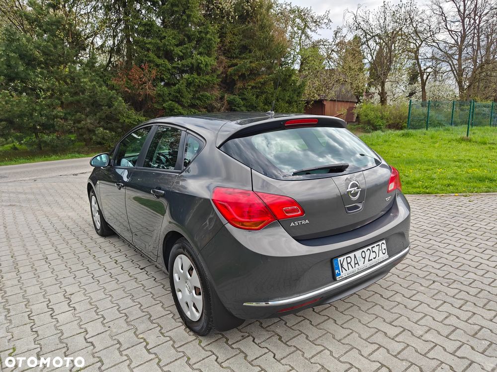 Opel Astra 1.6 CDTI Cosmo - 4