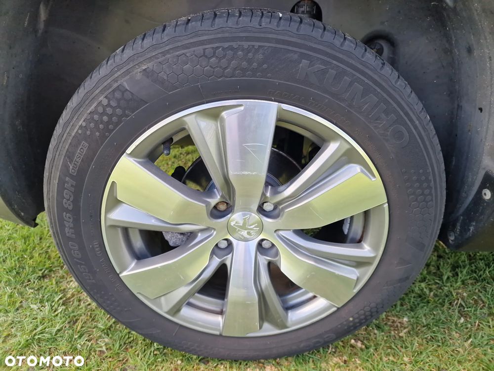 Peugeot 2008 120 VTI Allure - 23