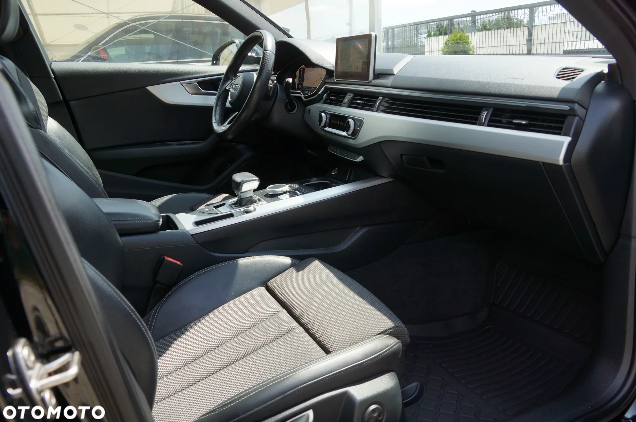 Audi A4 2.0 TDI S tronic - 30